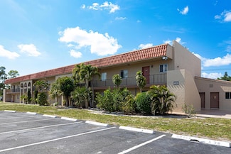 6028 Forest Hill Blvd Unit 205, West Palm Beach, FL 33415