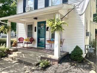 554,556-58 Third, Gallipolis, OH 45631