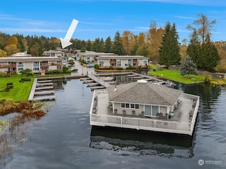 17208 NE 45th St Unit E67, Redmond, WA 98052