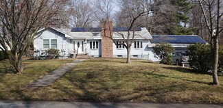 18 Davis St, Woburn, MA 01801