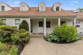 10 Enterprise St Unit 2, Duxbury, MA 02332