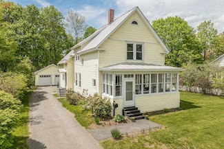 9 Pearl St, West Lebanon, NH 03784