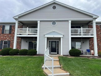 2 Berview Cir Unit H, Saint Louis, MO 63129