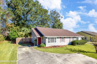 1229 Temple Cir, Alexander City, AL 35010