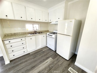 13525 S Vermont Ave Unit 11, Gardena, CA 90247