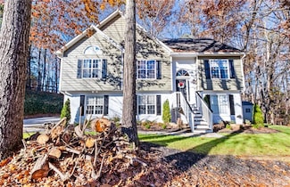 126 Laguna Springs Dr, Woodstock, GA 30188