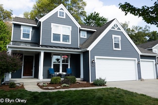 16894 Arbor Way Dr, Nunica, MI 49448