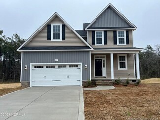 681 Angel Oak Dr, Bunnlevel, NC 28323