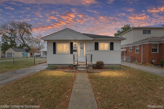 7263 Henry, Center Line, MI 48015