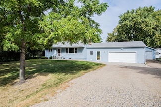 319 16th Ave NW, West Fargo, ND 58078