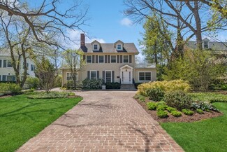 1106 Lincoln Ave S, Highland Park, IL 60035