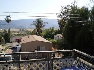 32851 Mesa Dr, Lake Elsinore, CA 92530