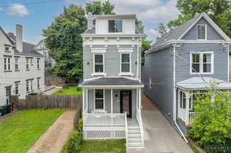 1752 Hanfield St, Cincinnati, OH 45223