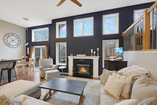 7424 Taylor Dr, Savage, MN 55378