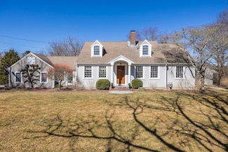 30 Beach Rd, Orleans, MA 02653