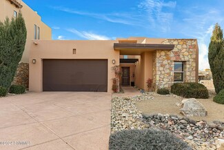 1017 Calle Griega, Las Cruces, NM 88011