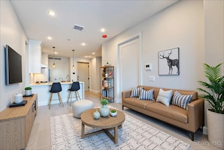 4209 Hampton St Unit 1A, Elmhurst, NY 11373
