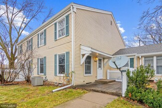 4958 Grenwich Trail N, Saint Paul, MN 55128