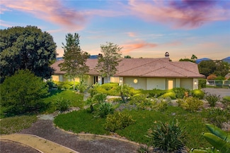 2241 Lundy Lake Dr, Escondido, CA 92029