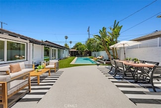 3830 Cedar Ave, Long Beach, CA 90807