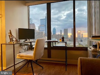 2001 Hamilton St Unit 1920, Philadelphia, PA 19130