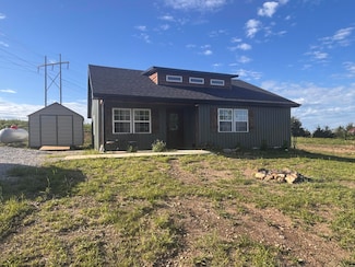 102 S Lois Ct, Mansfield, MO 65704