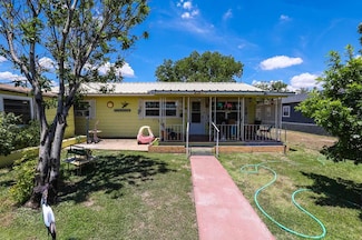 1818 Walnut Dr, Ozona, TX 76943