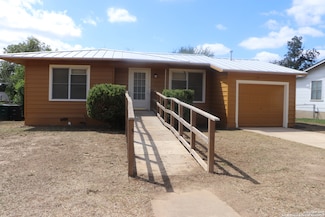 550 Kashmuir Place, San Antonio, TX 78223