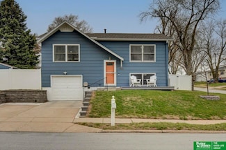 7002 S 78th St, La Vista, NE 68128