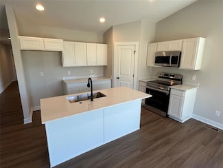 711 W North Ave, Norwalk, IA 50211