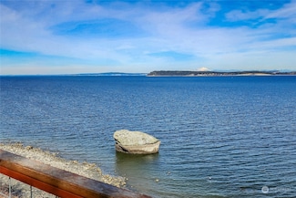 15 White Rock Ln, Port Ludlow, WA 98365
