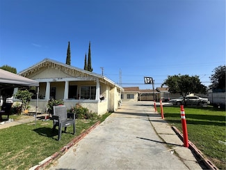 4748 Pine St, Pico Rivera, CA 90660