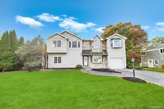 106 Southern Blvd, Hauppauge, NY 11788