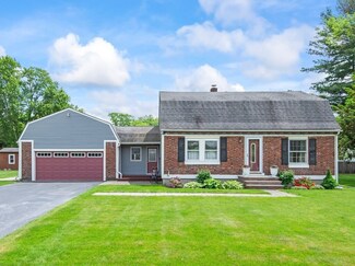 61 Locust St, Oxford, MA 01540