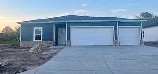 2828 S Maize Ct, Wichita, KS 67215
