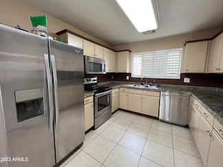 3949 S Illinois St, Chandler, AZ 85248