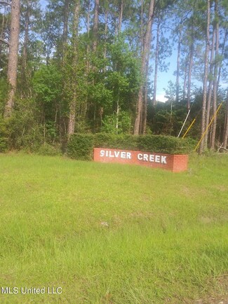 17179 Camellia St, Kiln, MS 39556