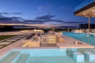 19 Boulderback Dr, Henderson, NV 89012