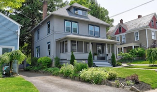 103 Oak Hill Ave, Delaware, OH 43015