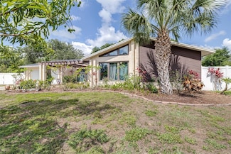 1808 Stonecrest Ct, Lakeland, FL 33813
