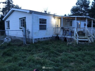 128 Leonard Rd Unit 1, Onalaska, WA 98570