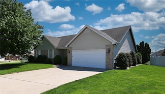 150 Black Lantern Trail, Saint Peters, MO 63376