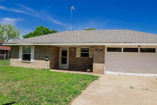 1046 Sunset Cir, Yale, OK 74085