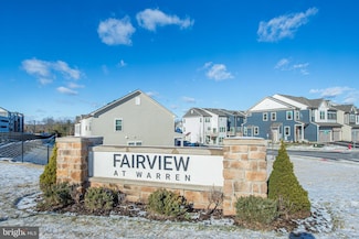 8 Periwinkle Ln, Warren, NJ 07059
