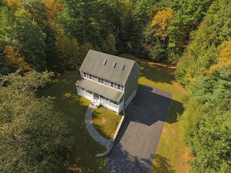 2071 County St, East Taunton, MA 02718
