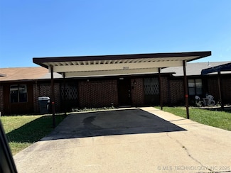 1612 Rustic Dr, Ardmore, OK 73401