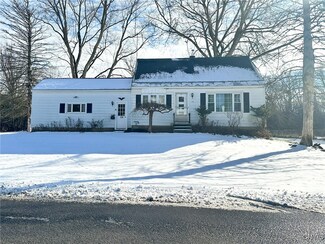 116 Winchester Dr, New Hartford, NY 13413