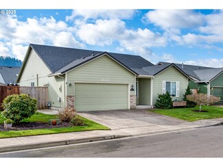 6565 Aaron Ln, Springfield, OR 97478