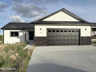 107 Watkins St, Buffalo, WY 82834