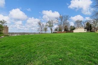 3722 Kosciusko St, St. Louis, MO 63118